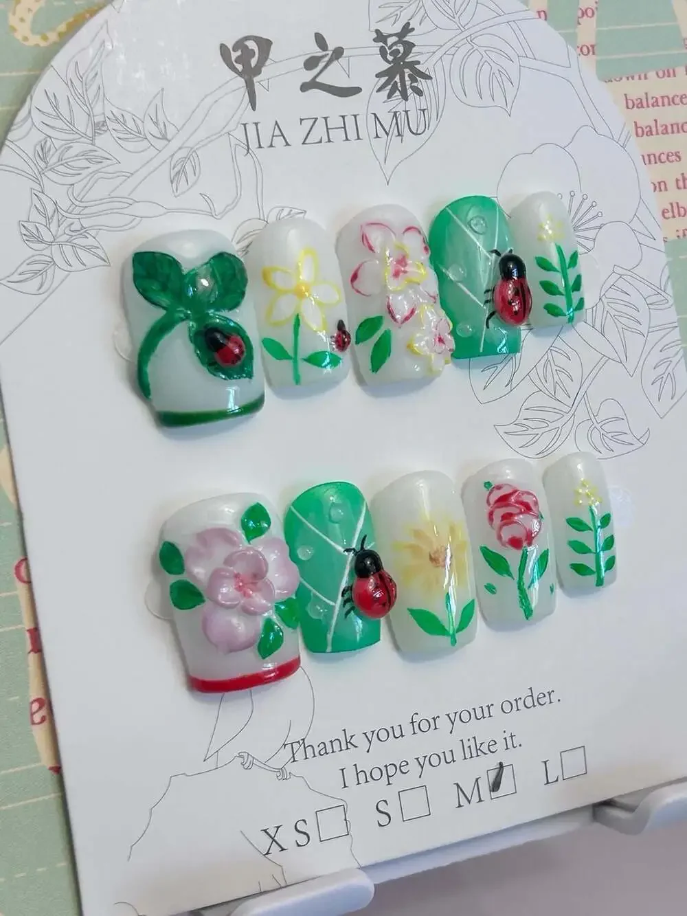Jia Zhi Mu Handmade  Floral and Ladybug Theme Press-On Nails